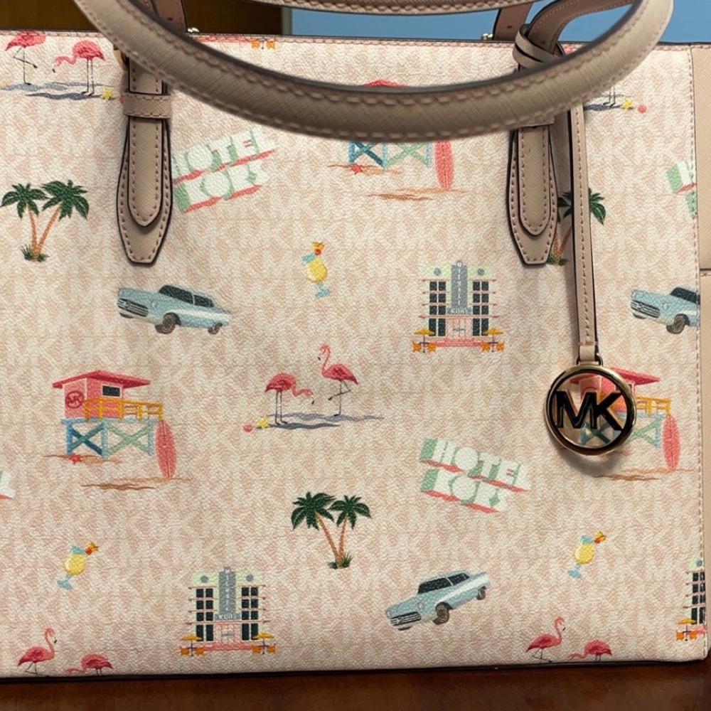 Michael Kors Tote